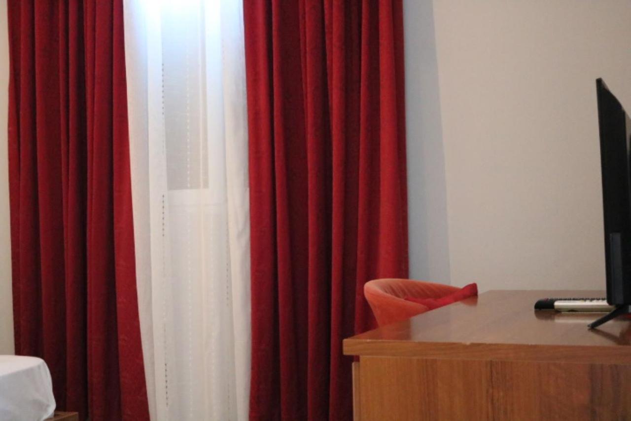 Hotel Ceka دراس المظهر الخارجي الصورة
