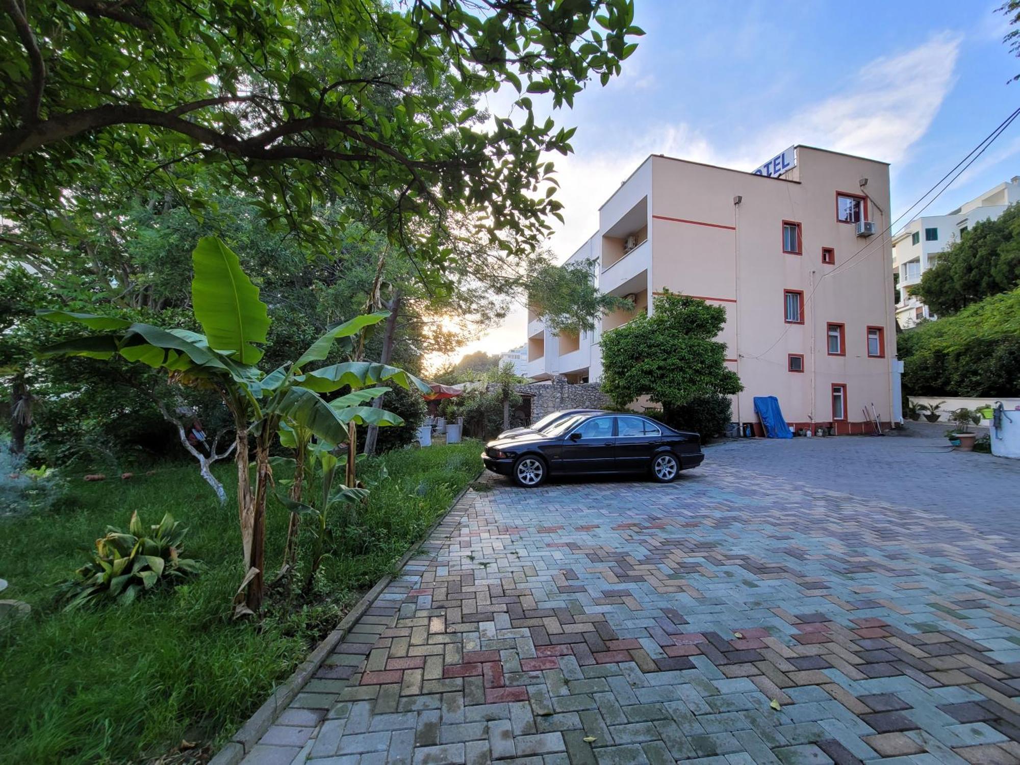Hotel Ceka دراس المظهر الخارجي الصورة